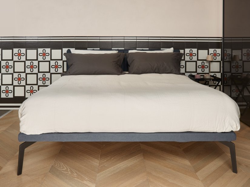 Flexteam, James B. Bed for mattress 180x200 cm 